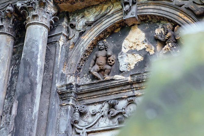 Treasures of Edinburgh: Ghosts, Myths & Legends Private Tour - How the best part happens: a host who tailors your walk