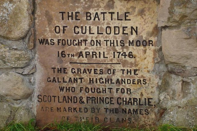 Urquhart Castle, Culloden, Clava Cairns, Loch Ness - From Invergordon pickup to a real Highlands day