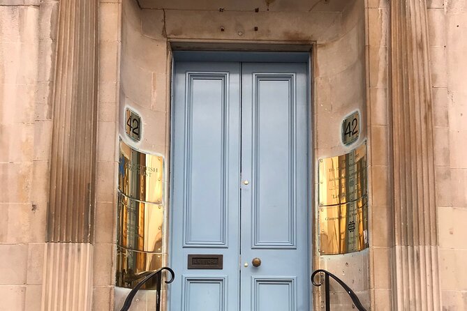 Walking Tour of Glasgow - City Chambers: the marble staircase and the screen-worthy wow factor