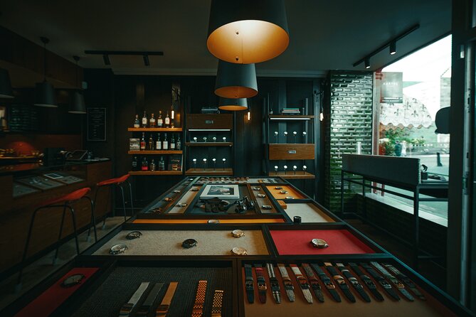 Watch Building Experience - St Andrews - Pick your case and straps, from Harris Tweed to Johnston’s of Elgin
