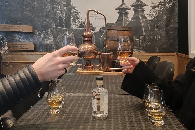 Whisky tasting experience - Small-group energy with hosts who actually teach